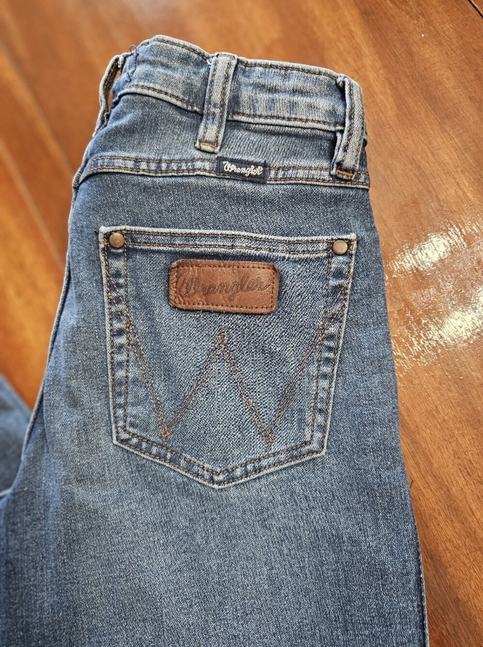 Wrangler Retro Womens Jeans - Picture 2 of 5